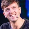 У меня в шкафу Арсений Попов