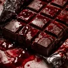 Кровавая плитка шоколада