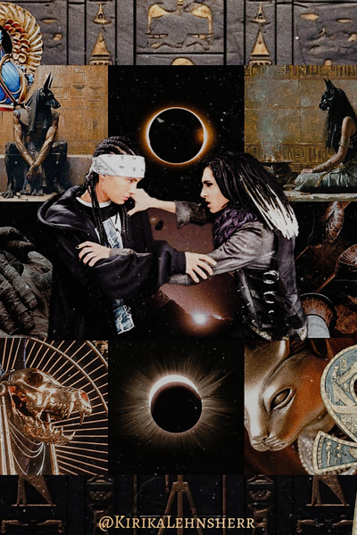 Әйел сізге труси мен кискасын иіскеуге мәжбүр етеді.