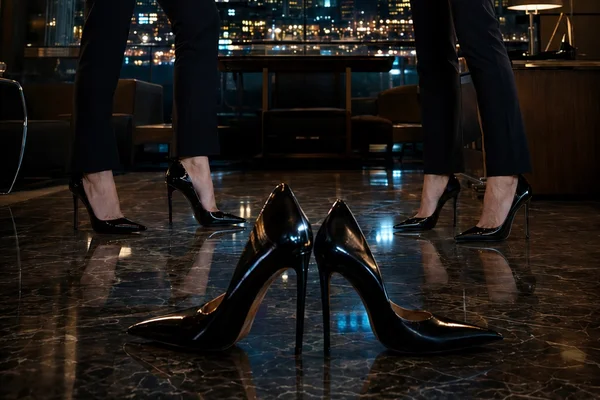 Enemies In High Heels (Враги на Шпильках)