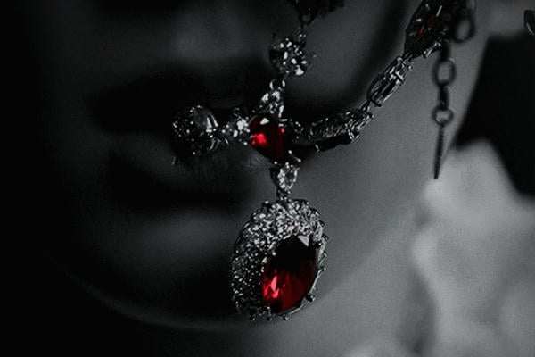 Red rose.