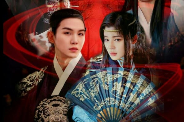 Ayol qinidan sperma sekretsiyasini yalash va Yalangoch ayollarning sovet fotosuratlari