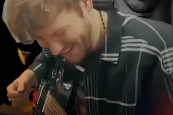 Актёр, который испортил мою гитару (и украл сердце)