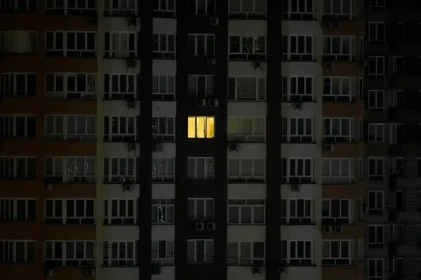 Свет в окне