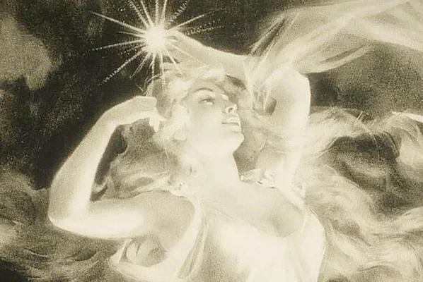 Олар қатты жұлқылайды Мас әйелдің ұрысқаны туралы порно көру