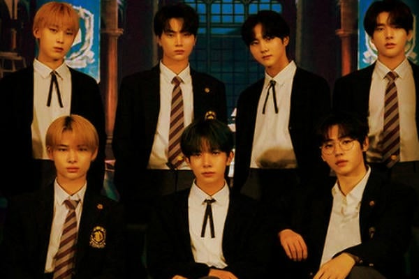 𝐍𝐨 𝐅𝐥𝐨𝐰𝐞𝐫 𝐁𝐥𝐨𝐨𝐦𝐬 𝐰𝐢𝐭𝐡𝐨𝐮𝐭 𝐬𝐭𝐫𝐮𝐠𝐠𝐥𝐞 🌷