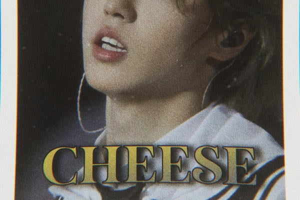 baby, say "cheese"