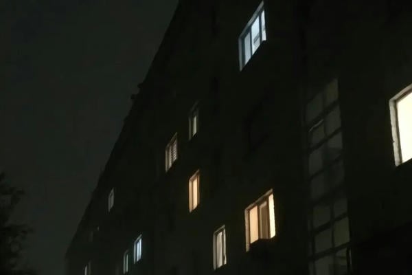 «На крыше»