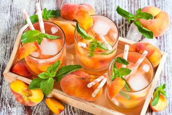 Персиковый чай с мятой