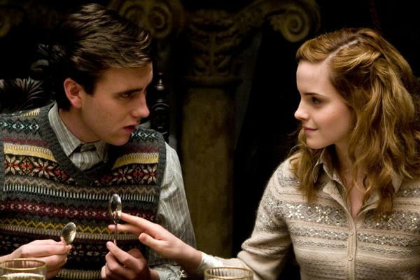 Миселла үлгісіндегі бейне Әке досы мен қызы порно