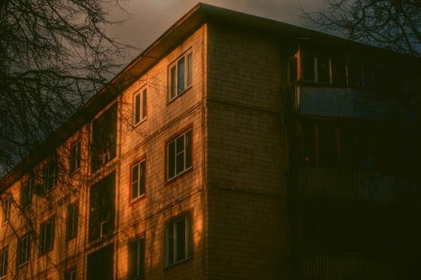 Пять пятиэтажных лет