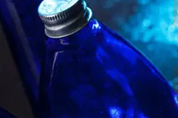 синее стекло